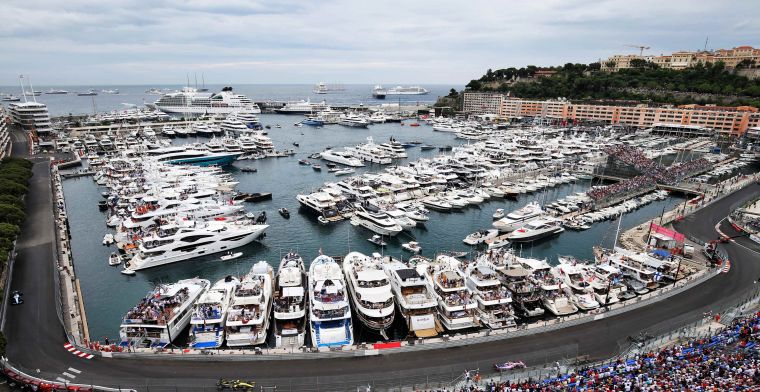 Drama tijdens historische GP Monaco: Coureur loopt weg zonder trofee