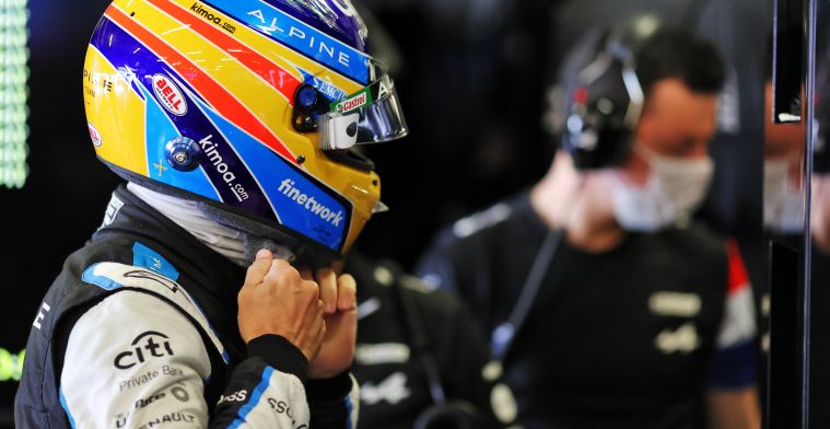 Alonso: 'Ik vond het leuk om voor het eerst in een Formule 1-sessie op het circuit te rijden'
