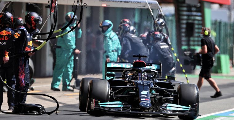 Mercedes legt uit hoe een Verstappen in vorm Bottas wist te verschalken
