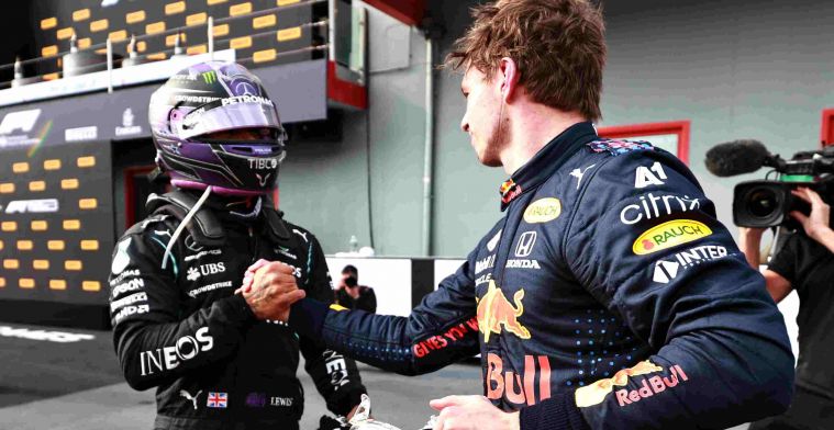 Grosjean: 'Ook al worstelt teamgenoot, dat zal je Verstappen nooit zien doen'