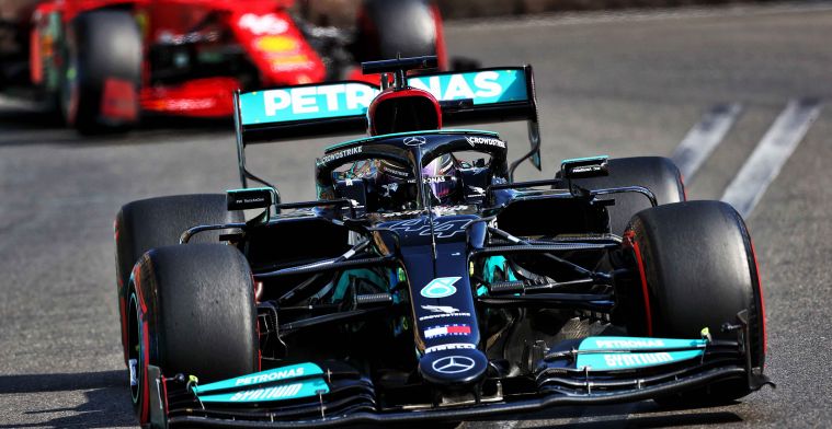 Hamilton baalt, maar ziet Verstappen geen punten pakken: Ongelukkig voor Max