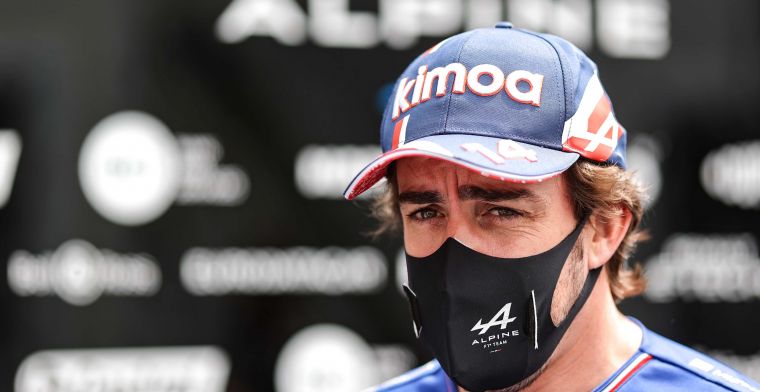 Alonso geniet meer van F1 na tussenjaren: 'Het werd gewoon te zwaar'