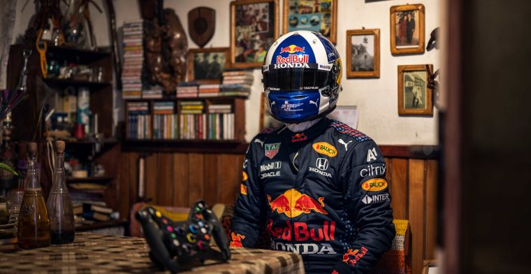 F1 Social Stint | Red Bull en Coulthard maken zich op voor de road trip