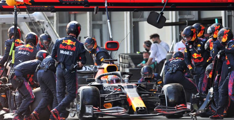 Mercedes heeft nu de aanval geopend op het pitstopmateriaal van Red Bull Racing