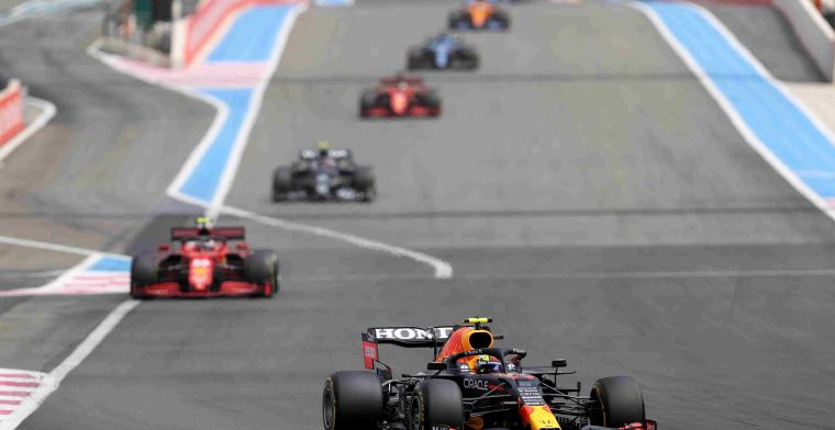 Rapportcijfers teams: Red Bull en Aston Martin blinken uit, Mercedes onvoldoende
