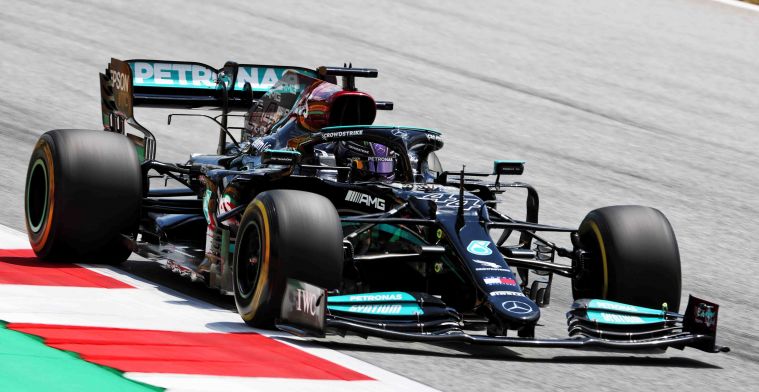 Hamilton: 'We weten niet wat er gebeurd als Red Bull de motor opschroeft'