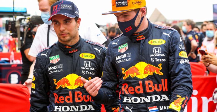 Perez onder de indruk van Hamilton en Verstappen: 'Zeer intelligente kerels'