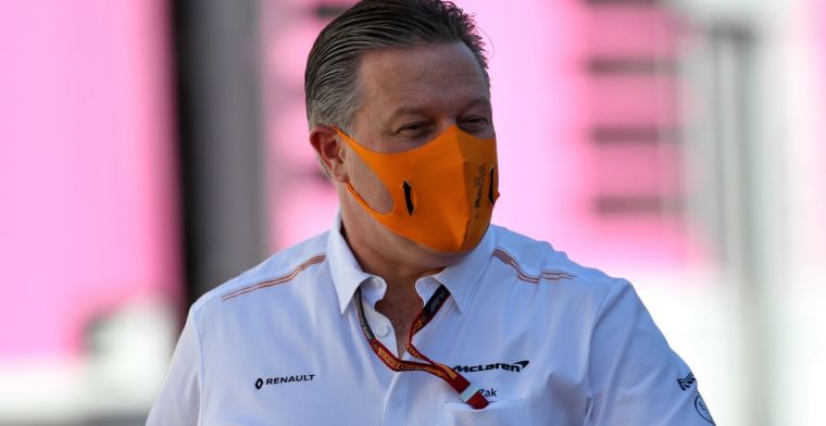 McLaren-baas Brown stapt op Silverstone zelf in een raceauto