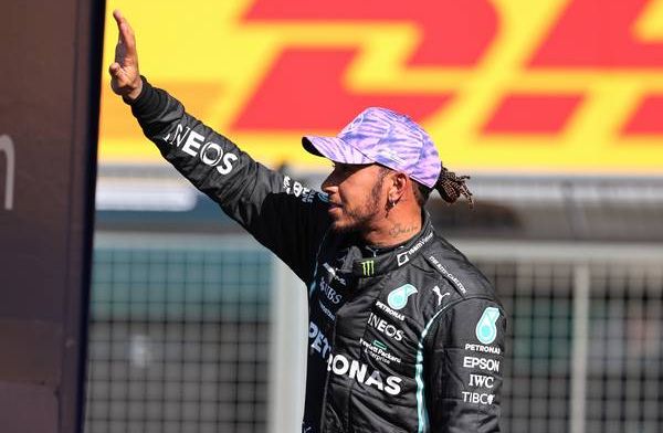Hamilton over duel met Verstappen: Daarna was ik een sitting duck