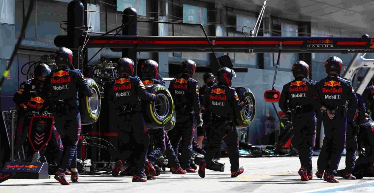 Red Bull ook in de pitstraat afgetroefd tijdens Britse GP