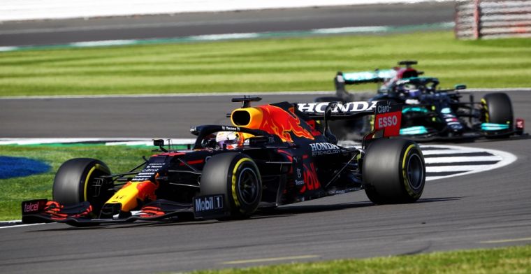‘Actie Hamilton op Verstappen in overeenstemming met richtlijnen FIA’