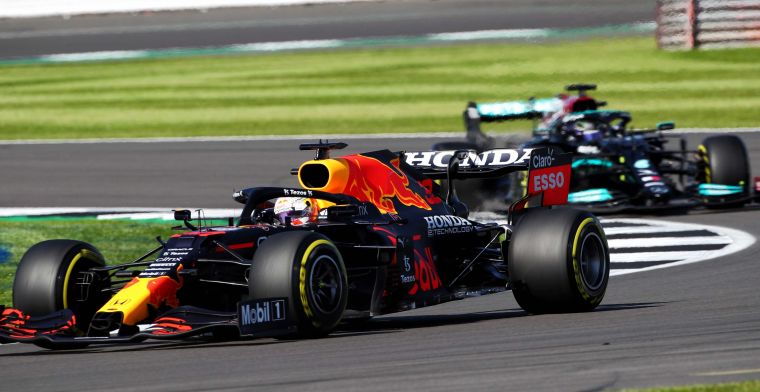 Mercedes profiteert van nieuwe Pirelli-band: 'Red Bull heeft daar meer last van'