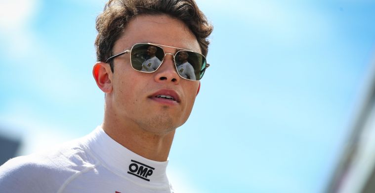 Formule E: De Vries deelt eerste klap uit op allesbepalende laatste racedag