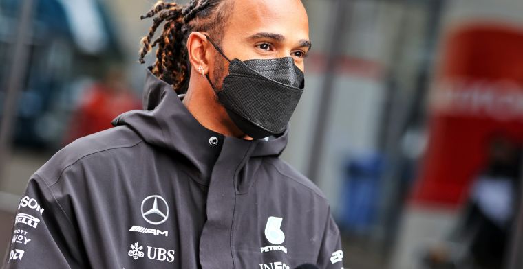 Hamilton over strijd met Verstappen: 'De tweede helft van het seizoen wordt zwaar'