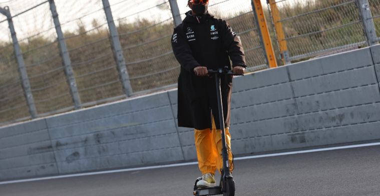 Hamilton lovend over circuit en onthaal van fans na vrijdag in Zandvoort