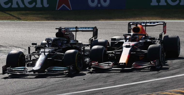 Hamilton rijdt compleet andere lijn in duel met Verstappen