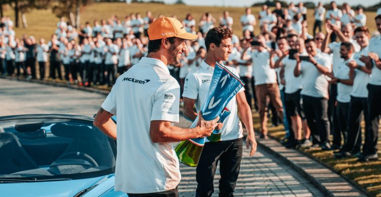 Norris en Ricciardo krijgen heldenontvangst bij McLaren-hoofdkwartier