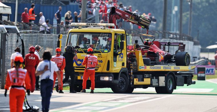 FIA stelt onderzoek in naar flexibele gordel Sainz na crash Monza