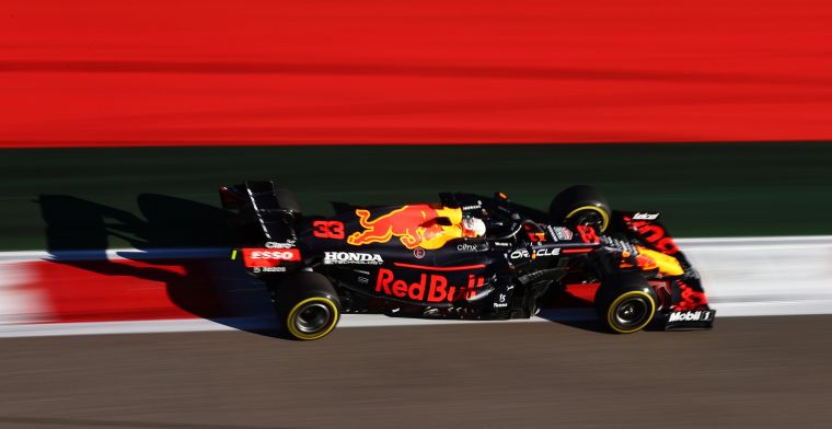 Mercedes domineert, Red Bull hakt knoop door over motorwissel Verstappen