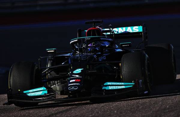 Hamilton blij maar ziet Verstappen op P2: Droomresultaat voor Max