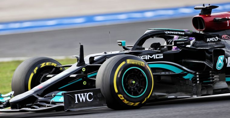 Hamilton voelt druk van Verstappen: 'We moeten op pole staan'