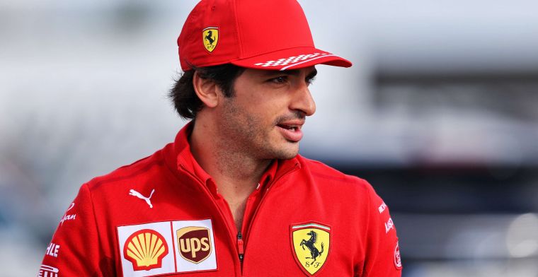 Ferrari-fans maken indruk op Sainz: 'Dat had ik echt niet verwacht'