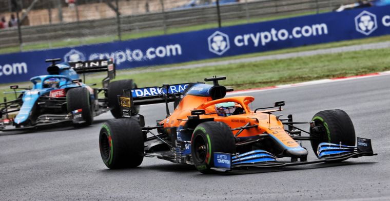 Ricciardo wil aanval inzetten op Verstappen: 'Houd ervan om risico te nemen'