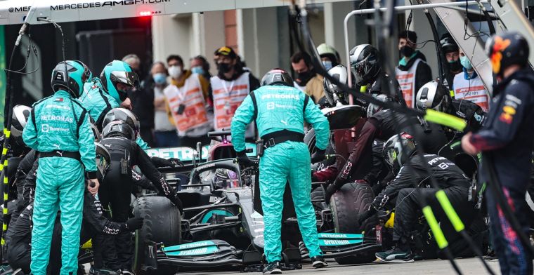 Hamilton krijgt een knauw: 'Alonso was de completere coureur'