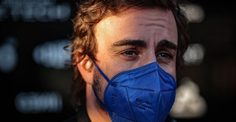 Verstappen en Alonso zijn de bad guys: 'We hebben het in een titelstrijd zwaarder'
