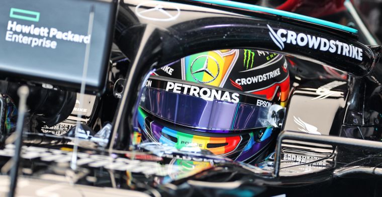 Valt Mercedes terug op sandbaggen? 'Hamilton rijdt in VT1 met oude motor'