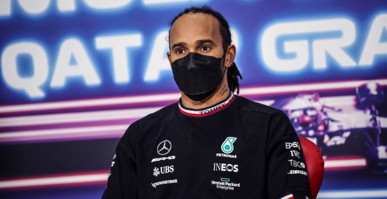 Hamilton over incident met Verstappen: 'Misschien ga ik agressiever rijden'