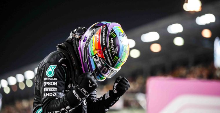 Hamilton behoudt regenboog helm: 'Wil graag weten wat hier gebeurt'