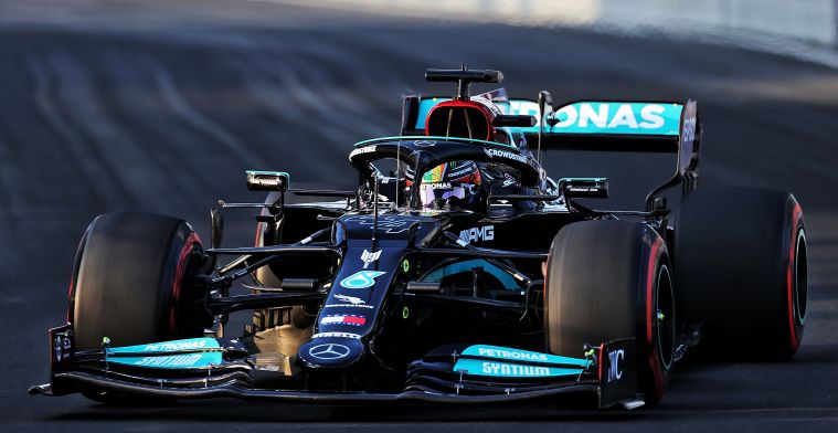 Volledige uitslag VT2 Saoedi-Arabië | Hamilton dominant, Verstappen vierde 