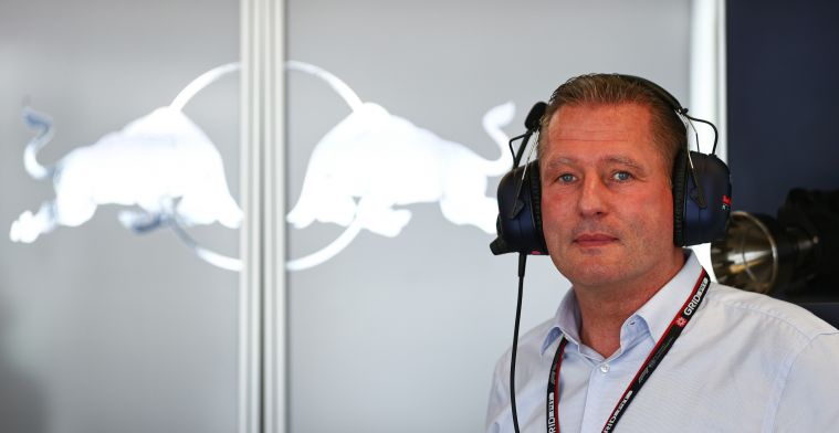 Jos Verstappen hoopt dat Max rest van carrière bij Red Bull kan blijven