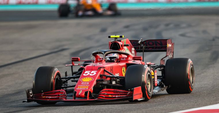 Populariteit Sainz zorgt voor terugkeer oude sponsor bij Ferrari