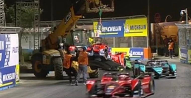 Formule E-coureurs kritisch op wedstrijdleiding na 'gevaarlijke situatie'