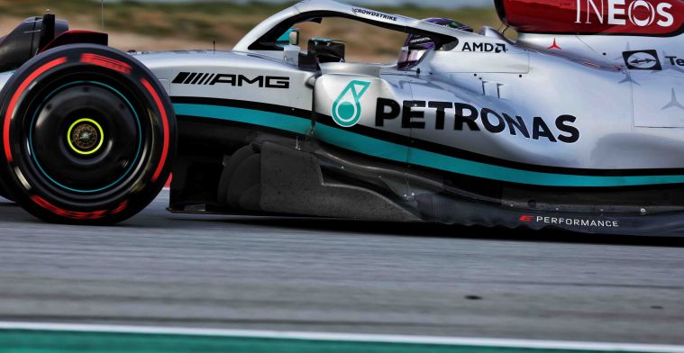 'Mercedes komt met extreem sidepod-design aan in Bahrein'