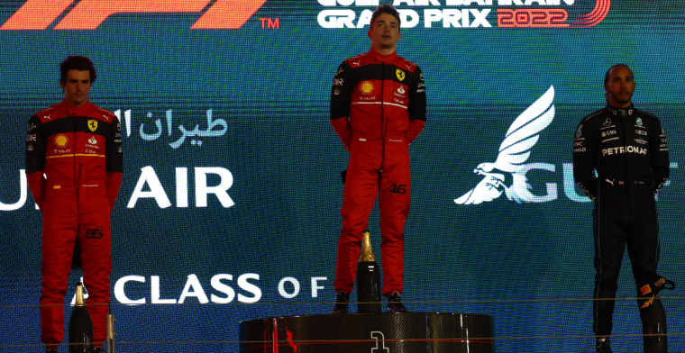 Uitslag GP Bahrein | Leclerc wint, Hamilton profiteert van drama Red Bull