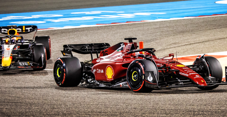 Ferrari houdt Red Bull in de gaten: 'Het kan nu zo weer omdraaien'