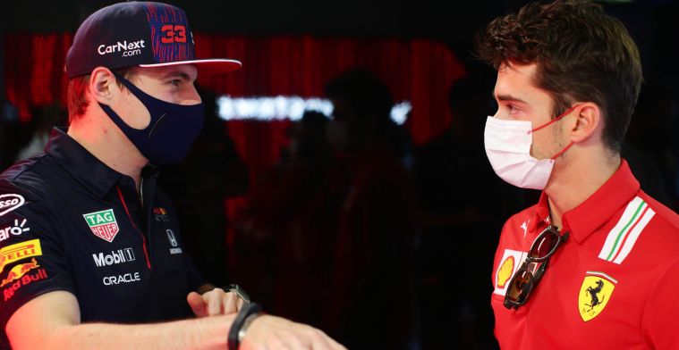 Leclerc geniet van duel: 'Altijd lastig om Verstappen achter je te houden'
