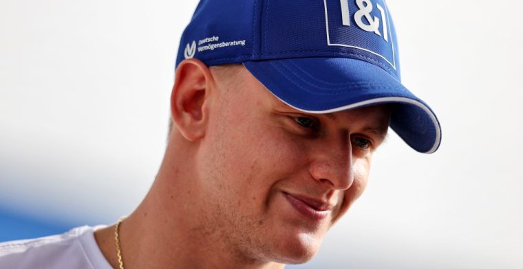 Magnussen steekt Schumacher hart onder de riem: “Ja, dat zal hij”