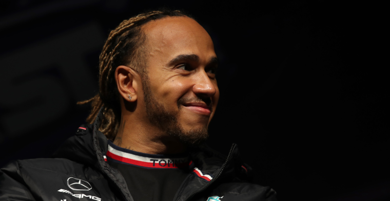 Hamilton dringt bij FIA aan: 'Mijn voorouders komen daar vandaan'