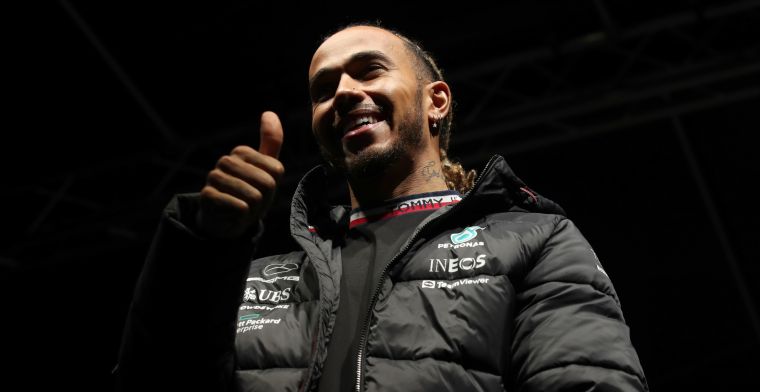 Voormalig F1-coureur verdedigt Hamilton: 'Beste kampioen aller tijden'