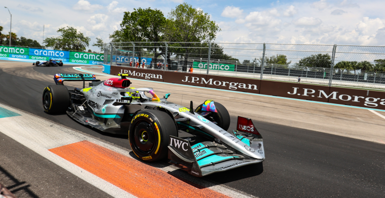 Hamilton niet onder indruk van updates Mercedes: 'Auto is hetzelfde'