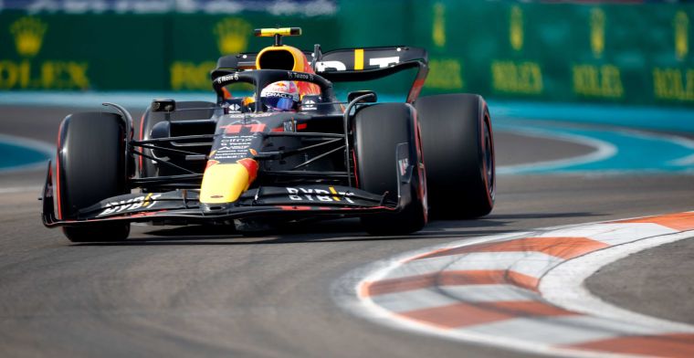 F1-coureurs sluiten zich aan bij kritiek Verstappen: 'Het is een lachertje'
