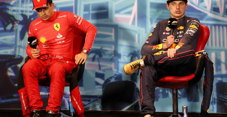 Verstappen jaagt op Leclerc: 'Ik weet dat de RB18 snel is'