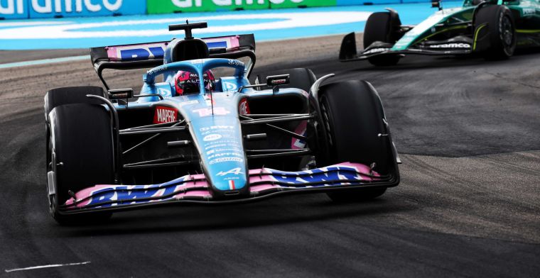 Alonso berouwvol: 'Ik verpestte zijn race omdat ik een fout maakte'