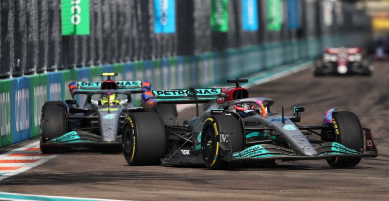 Mercedes over pech van Hamilton: 'Hopelijk komt dat in evenwicht'