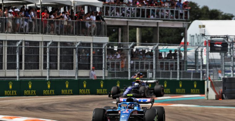 'Alpine wil rond Britse GP keuze tussen Alonso en Piastri maken'