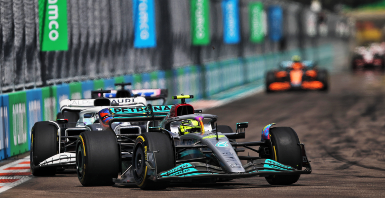 Hamilton houdt zorgen bij Mercedes: In theorie is de downforce goed'